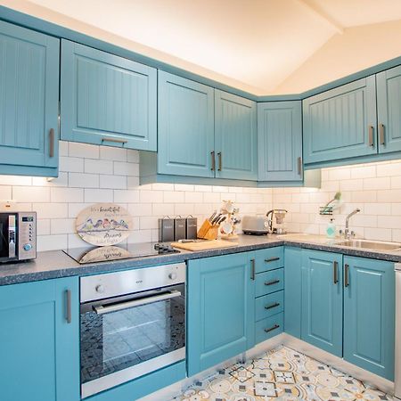 Cosy Retreat In The City Centre غالواي المظهر الخارجي الصورة