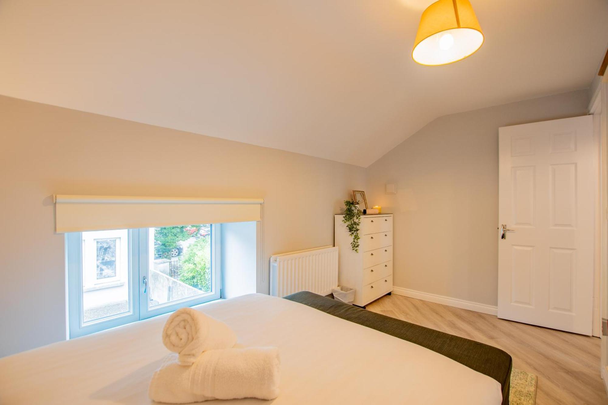 Cosy Retreat In The City Centre غالواي المظهر الخارجي الصورة